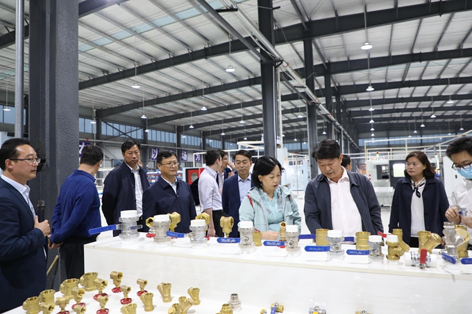 共享機遇 共謀發展——全市三季度招商引資項目現場會與會代表蒞臨竹縣考察交流